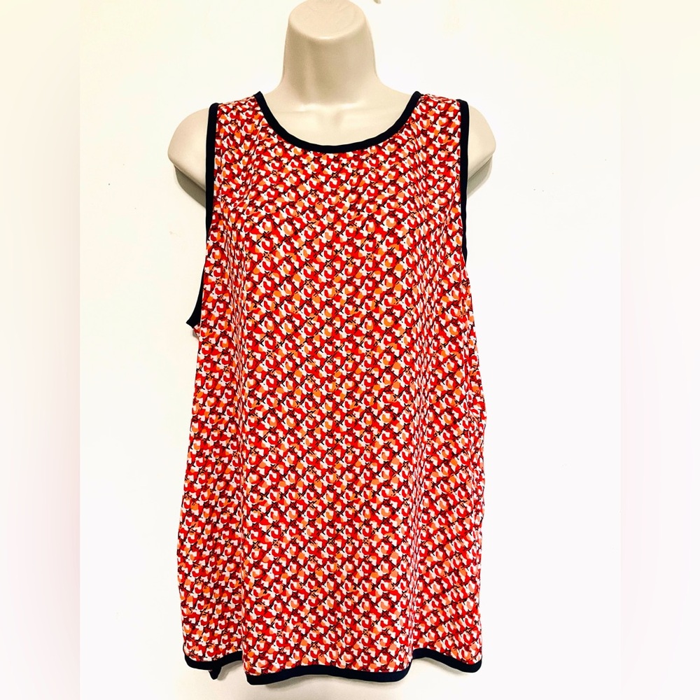 Liz Claiborne, XL sleeveless blouse, peach red white geometric  black trim